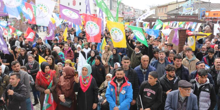 DEM Parti çalışmalarını aralıksız sürdürüyor
