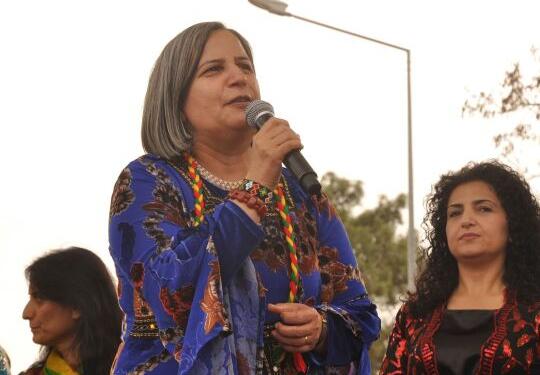 Kışanak’ın sesinden 8 Mart çağrısı: Tüm kadınlar sözlerini, zılgıtlarını, sloganlarını alarak alanlara koşmalı