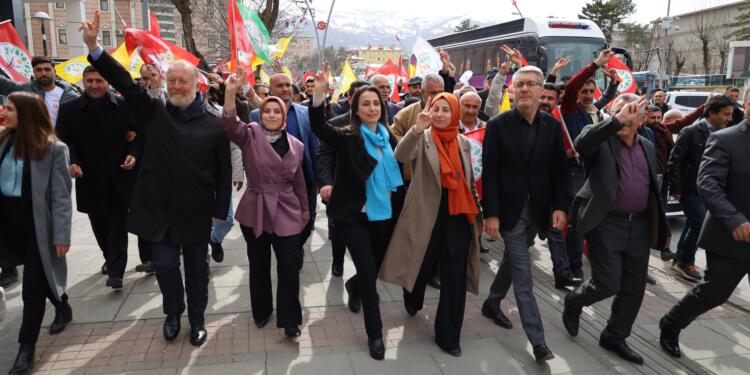 Hatimoğulları: Sandıklara sahip çıkalım