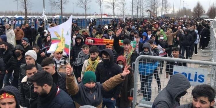 İstanbul’da Newroz çıkışına polis barikatı: Gözaltılar var