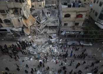 İsrail Refah kentine saldırdı