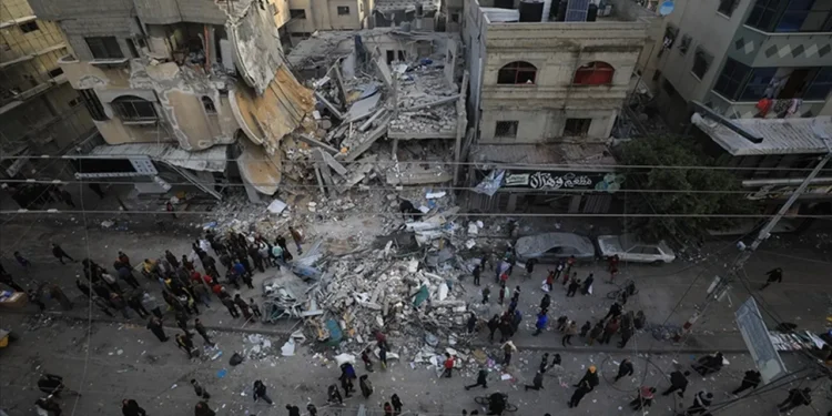 İsrail Refah kentine saldırdı