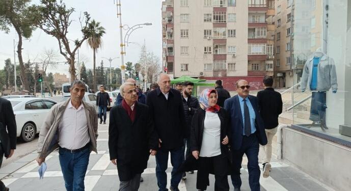 Kent kent DEM Parti adaylarının seçim çalışması