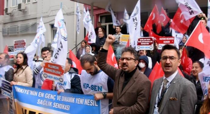 Denizli Devlet Hastanesi çalışanlarından uyarı: Depreme dayanıksız