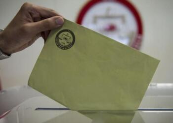 Üç büyük şehirden ilk sonuçlar gelmeye başladı: CHP önde