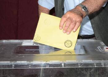 Seçim görevi iptal edildi; Gerekçe zafer işareti