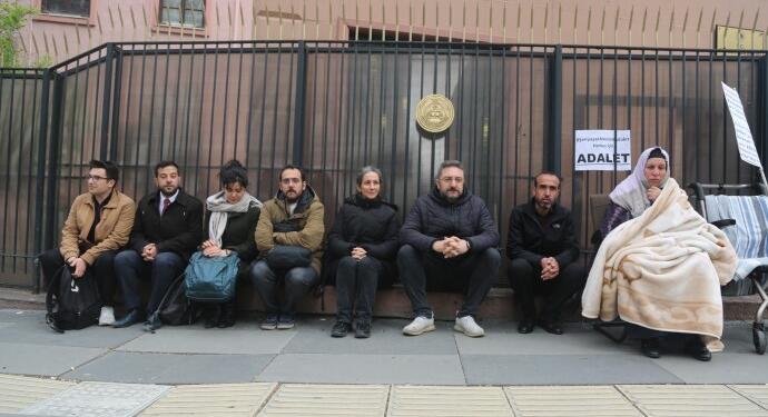 Halkevleri ve KESK Şenyaşar ailesine destek ziyaretinde bulundu