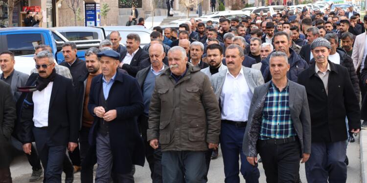 Şirnex’te Cafirîlerden DEM Parti’ye kitlesel ziyaret