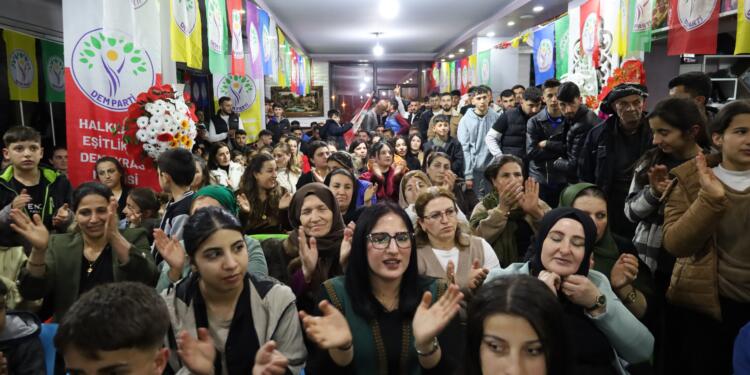 Qileban’da gençlik Silopya’da kadın şöleni