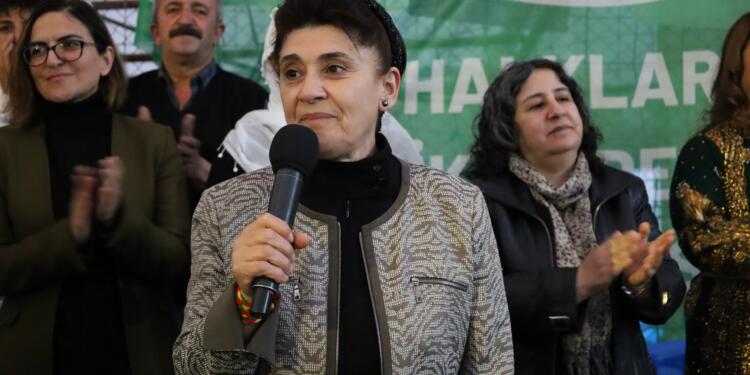 Leyla Zana Şirnex’te: Asla irademizi teslim etmeyeceğiz