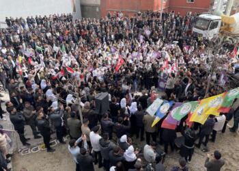 Leyla Zana Şirnex’te: Asla irademizi teslim etmeyeceğiz