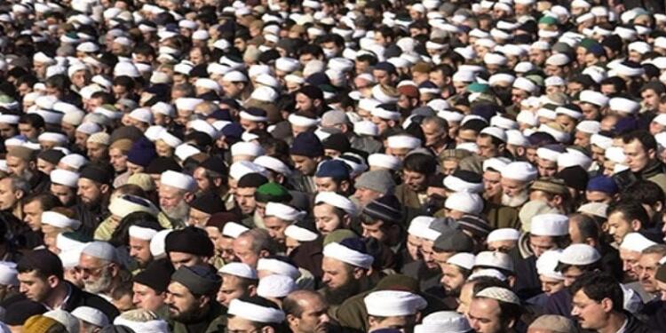 Cemaat ve tarikatlara ayrıcalık: Kamunun arazileri bedelsiz verilebilecek