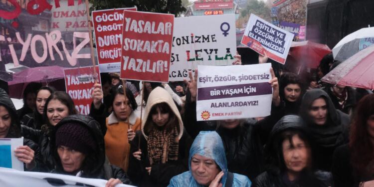 Şiddettin en fazla yaşandığı kentlerden Riha’da kadınların başvurabilecekleri bir mekanizma yok