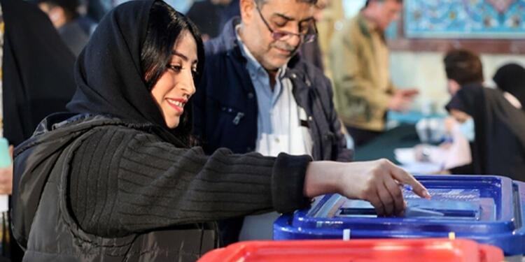 Urmiye’de 12 milletvekilinin 7’sini Kürtler kazandı