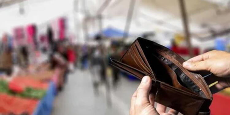 Türkiye’de artan gıda fiyatları dünyada düşüyor