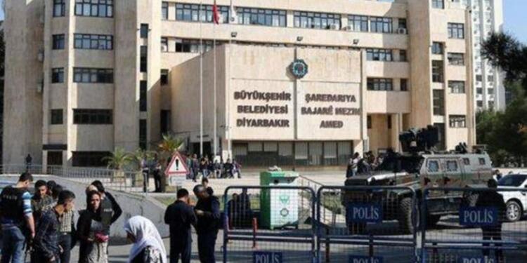 Kayyım, 11 tesisi ‘gecikmeye mahal vermeden’ devir etti