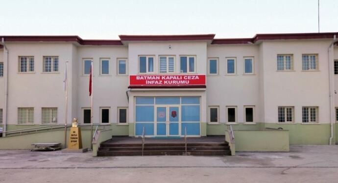 30 yıllık tutsağın tahliyesi 6 ay ertelendi