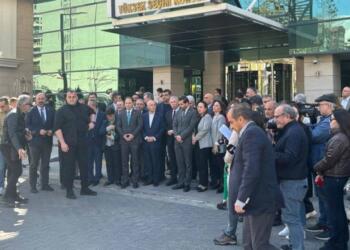 CHP’liler YSK önünde: Ölü seçmenler nasıl oy kullandı?