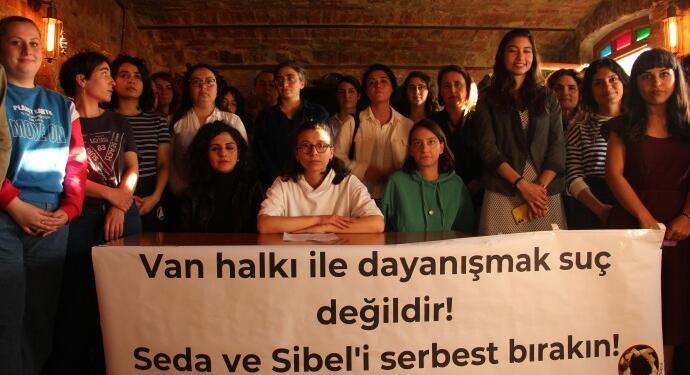 Gardiyanlar, ‘sizi tecavüzcülerin yanına veririz’ diye tehdit ediyor