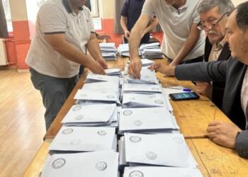 CHP, mazbatanın AKP’ye verilmesini YSK’ye taşıdı