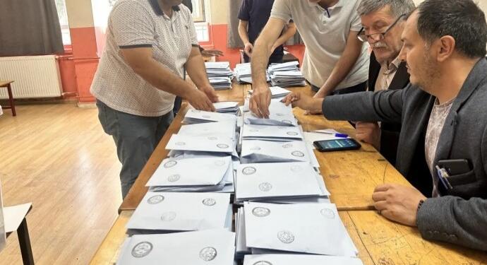 CHP, mazbatanın AKP’ye verilmesini YSK’ye taşıdı