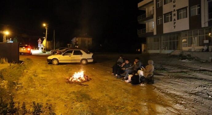 Tokat’ta halk sokakta: Okullara bir gün ara