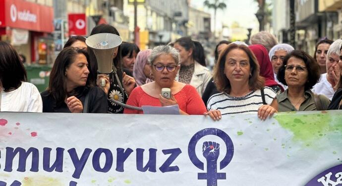 Kadınlar iki kentte eylem yaptı: Gücümüz birlikteliğimiz