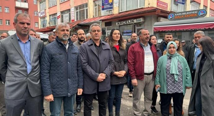 DEM Parti’nin Qers itirazının reddedilmesi protesto edildi