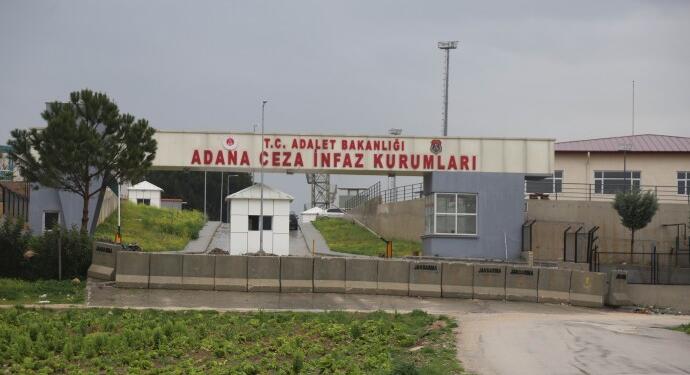 ‘Ağız içi arama’yı kabul etmeyen tutsakların tedavi hakkı engelleniyor!