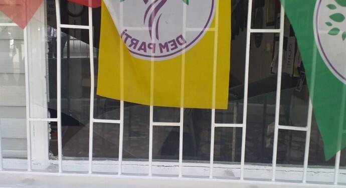 Keçiören’de DEM Parti binasına saldırı