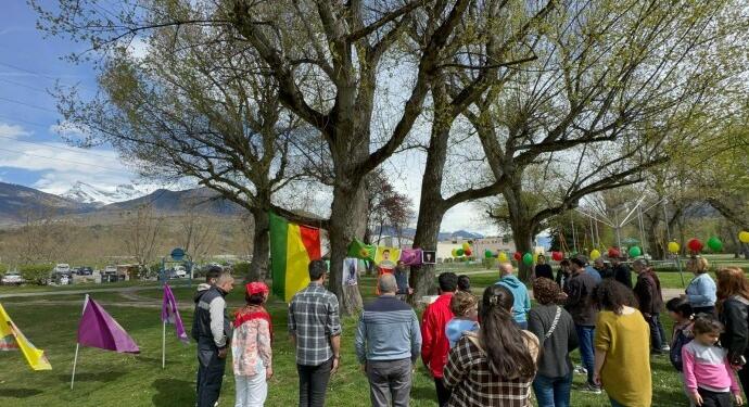 Avrupa kentlerinde 4 Nisan kutlandı