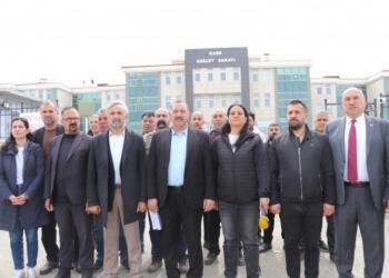 Qers’teki siyasi partilerden ‘taşımalı seçmen’ açıklaması