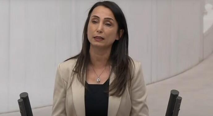 Hatimoğulları: Gelin Demokratik Cumhuriyeti beraber inşa edelim