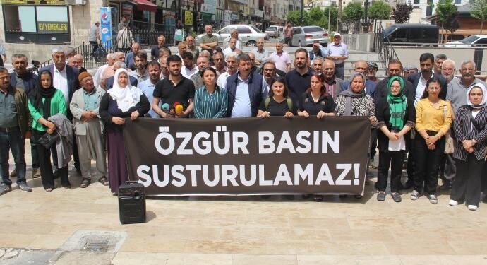 Gazeteciler için açıklama: Saldırılar Türkiye’nin çıkar pazarlıkları sonucu yapıldı