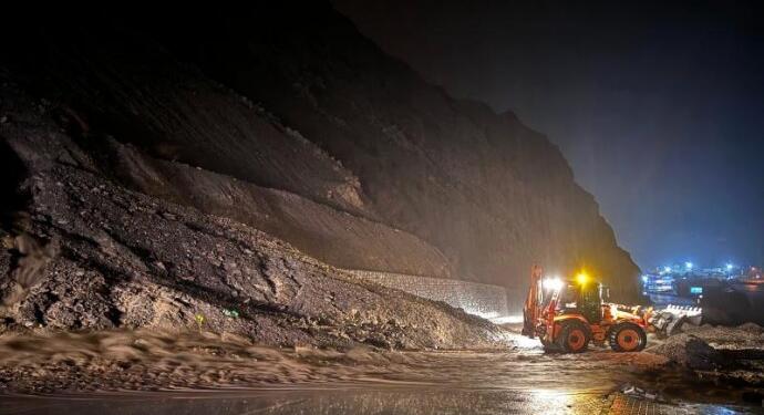 Wan’da sağnak yağış heyelana neden oldu