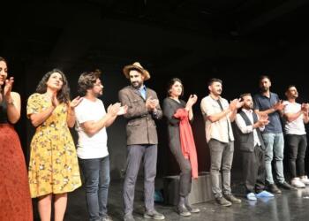 Amed Tiyatro Festivali iki oyunla devam etti