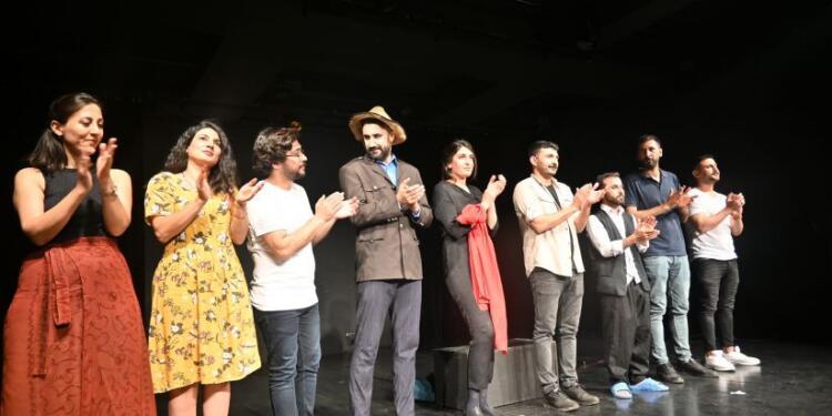 Amed Tiyatro Festivali iki oyunla devam etti