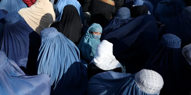 Afganistan’da kadınlar ve kız çocukları için kriz büyüyor