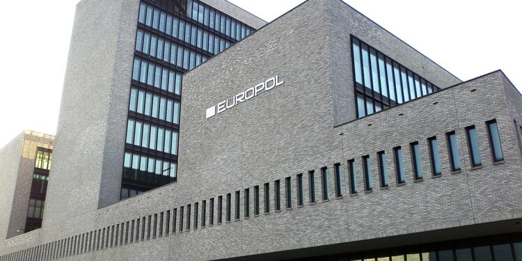 Europol: Türkler, Avrupa’daki suç örgütlerinde etkin