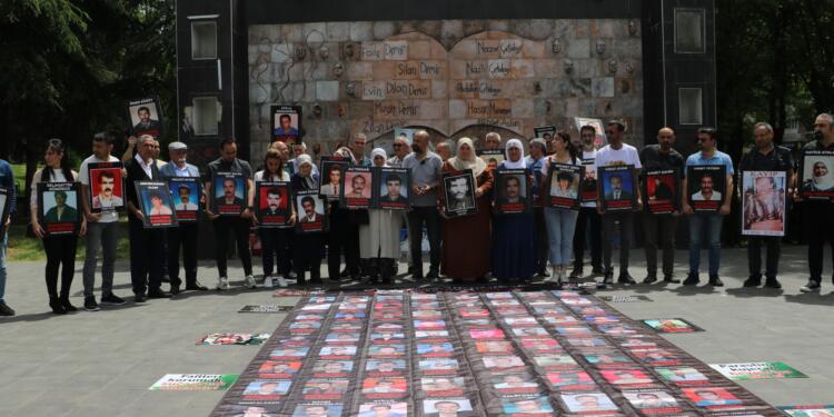 Kayıp yakınları Kavak, Yılmaz ve Özdel’in akıbetini sordu