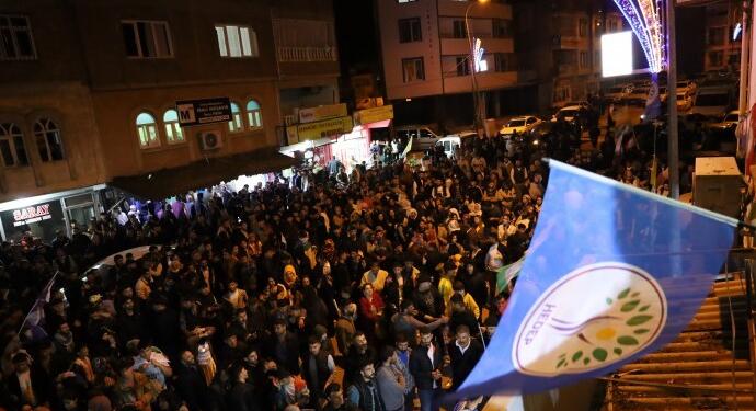 DEM Parti Riha’da 7 ilçede belediye kazandı