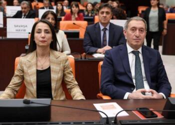 DEM Parti Eş Genel Başkanları: Sonuçları hile ile değiştirmek halkın iradesine açık bir darbedir