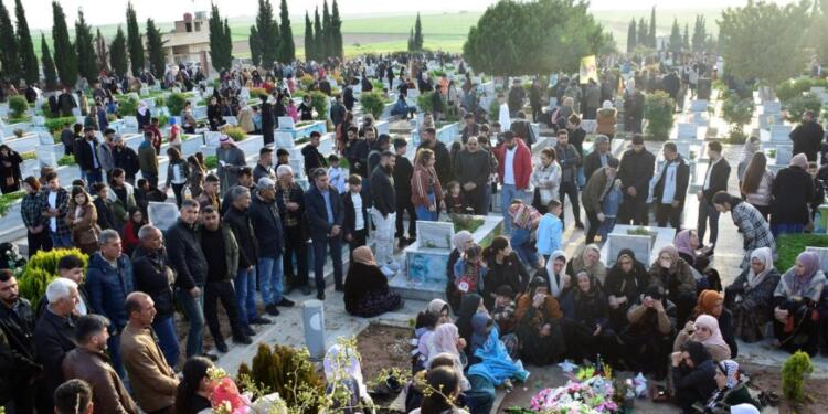 Kuzey ve Doğu Suriye ile Mexmur’da mezarlık ziyaretleri