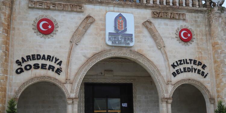 Kayyım giderken personeli de götürmüş