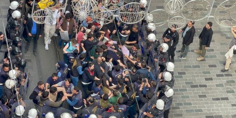 ‘İsrail ile ticareti kes’ diyen gençlere gözaltı