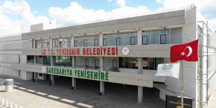 Kayyımı telaş sardı: Belediyeyi boşaltıyorlar