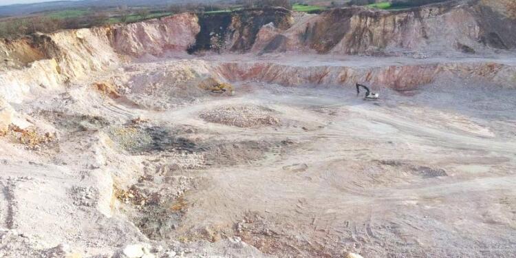 Bakanlık mahkemeleri takmıyor!