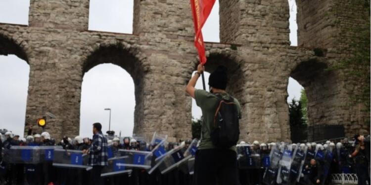 1 Mayıs kutlamaları nedeniyle tutuklanan 2 kişi tahliye edildi