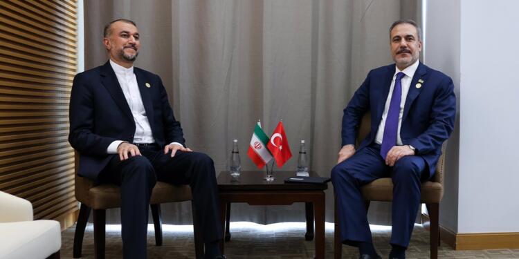 Fidan, İran ve Azerbaycan bakanlarıyla görüştü