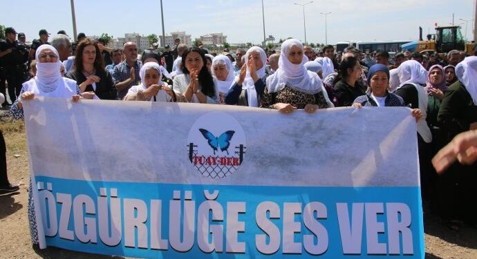 ‘Özgürlüğe ses ver’ eylemi 5 kentte sürüyor